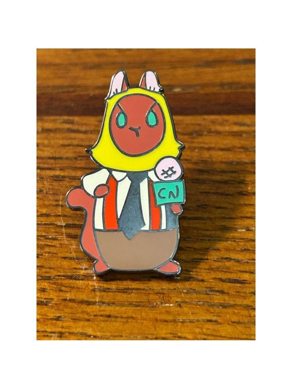 Breaking Cats Elvis work clothes Unisex Pin Red and Yellow